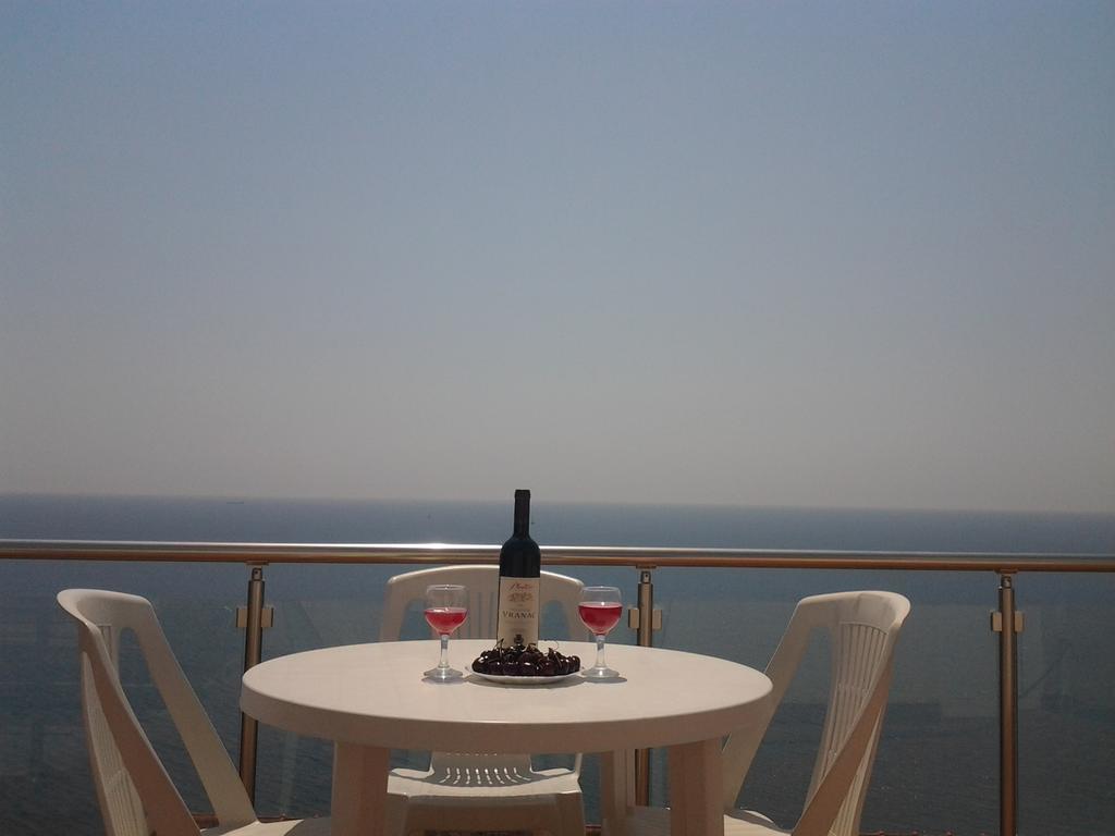 Apartment Oliva Улцин Екстериор снимка